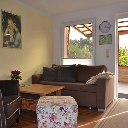 Schaff, Theresia - Ferienhaus Flora Vakantiehuis