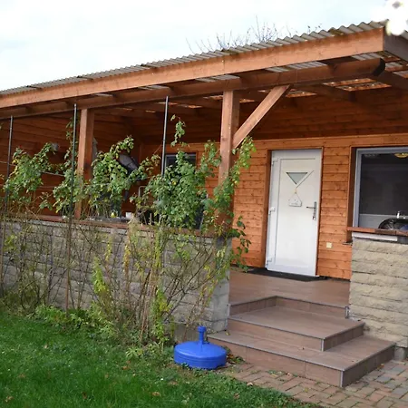 Schaff, Theresia - Ferienhaus Flora Vakantiehuis *